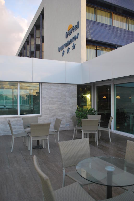 Hotel Barramares Жабуатан-дус-Гуарарапис Экстерьер фото